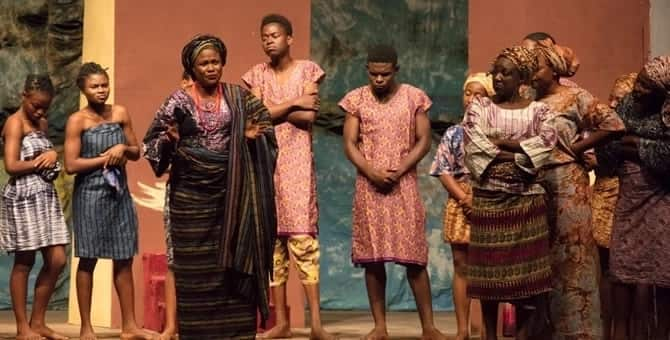 AFRICAN DRAMA AND THE TRANSITION TO THEATRE